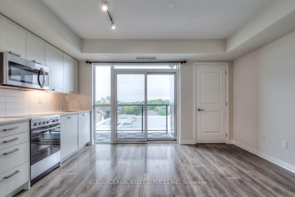 2301-danforth-avenue-toronto-ontario-e12336933
