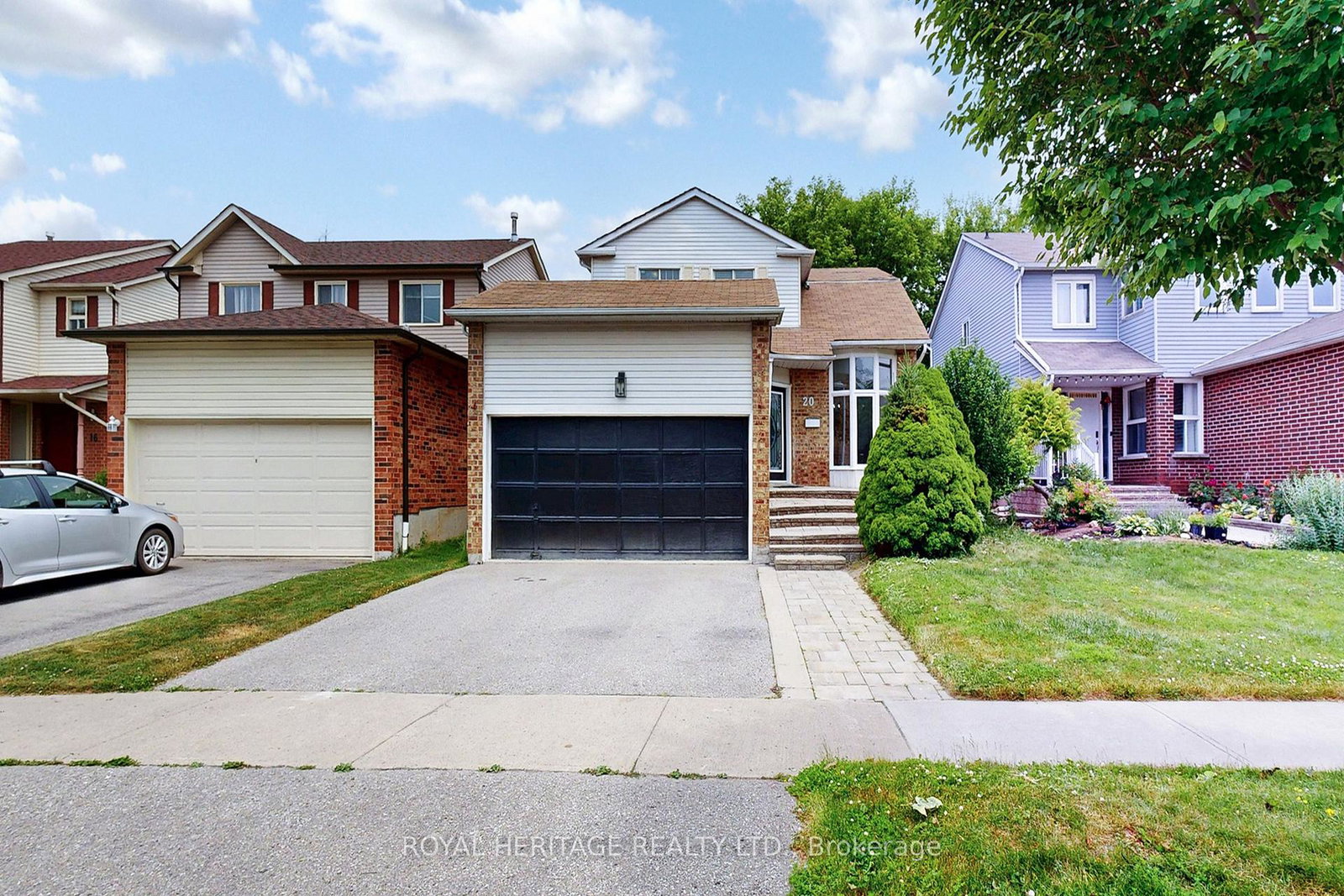 20-reed-drive-ajax-ontario-e12337035