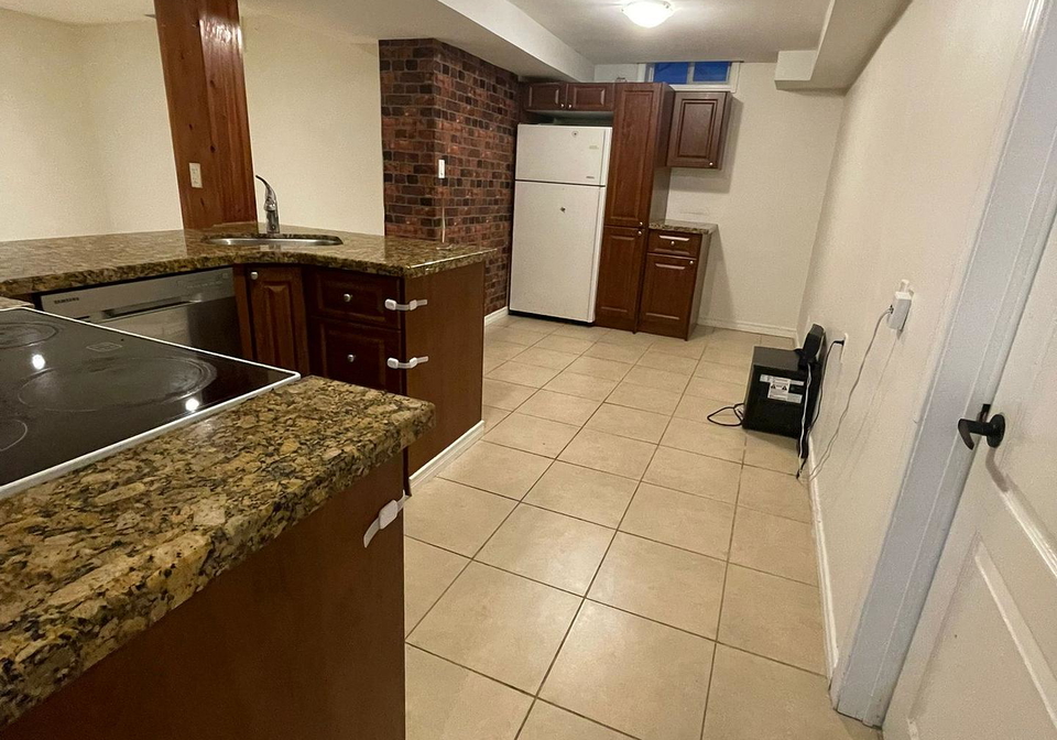 35-dakin-drive-ajax-ontario-e12337390
