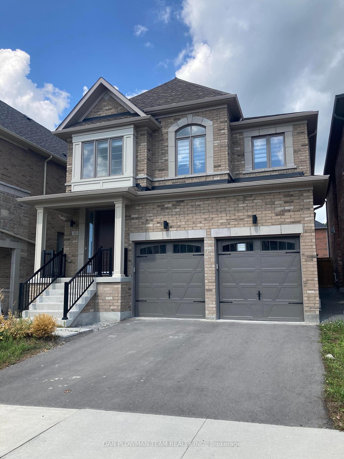 10-st-ives-crescent-whitby-ontario-e12338280