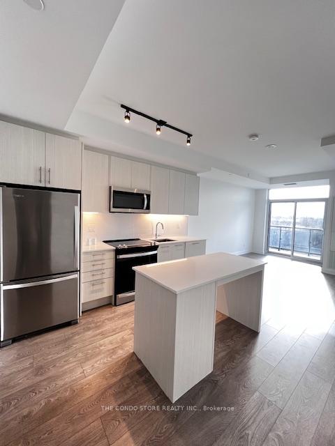 286-main-street-toronto-ontario-e12338595