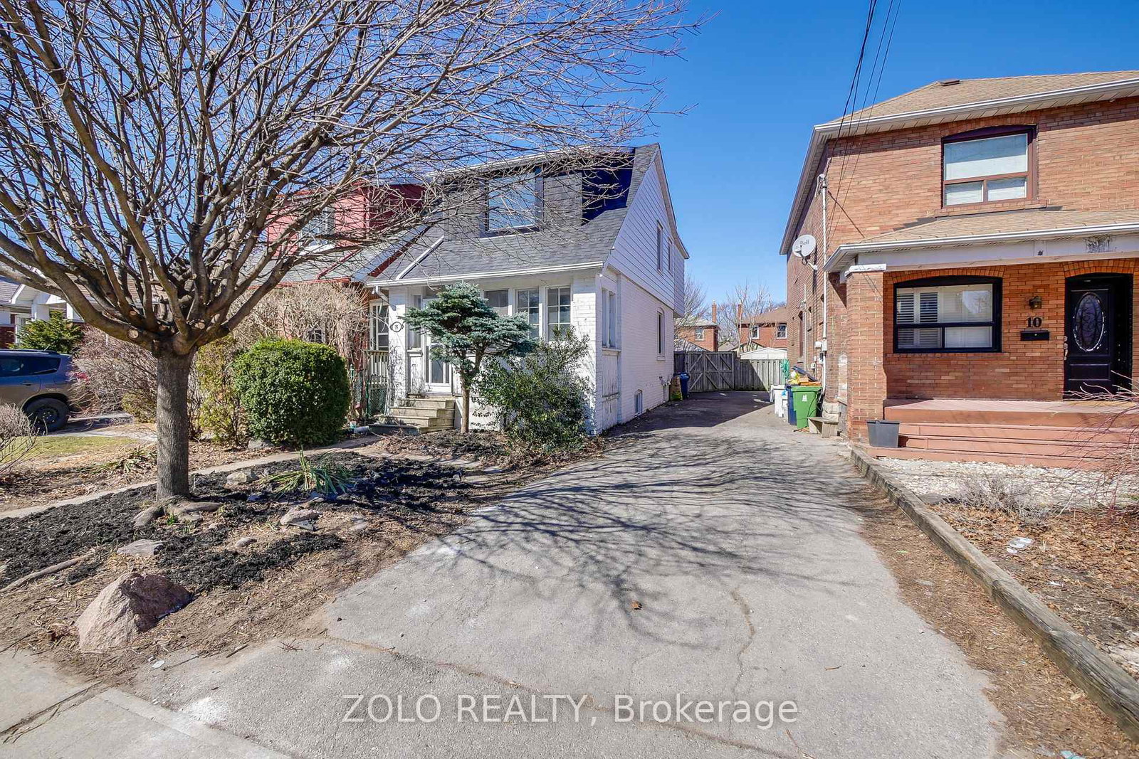 8-crewe-avenue-east-york-ontario-e12339017