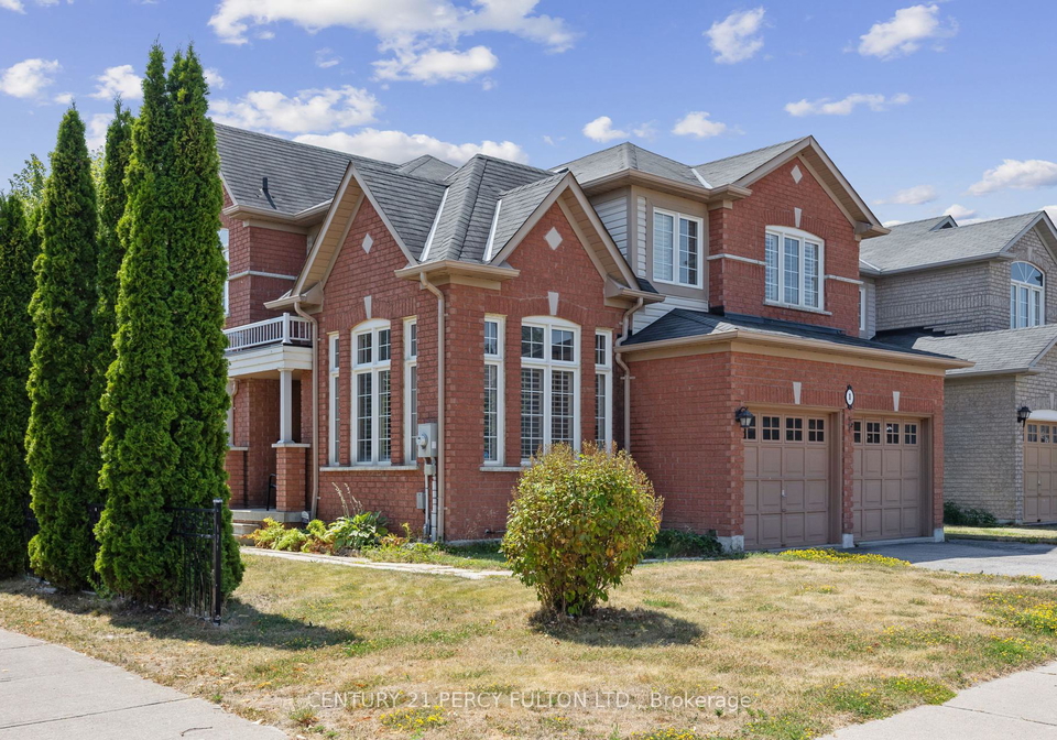 1-robideau-place-whitby-ontario-e12339044