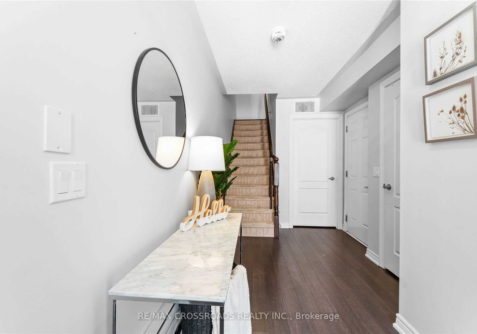 64-tabaret-crescent-oshawa-ontario-e12339074
