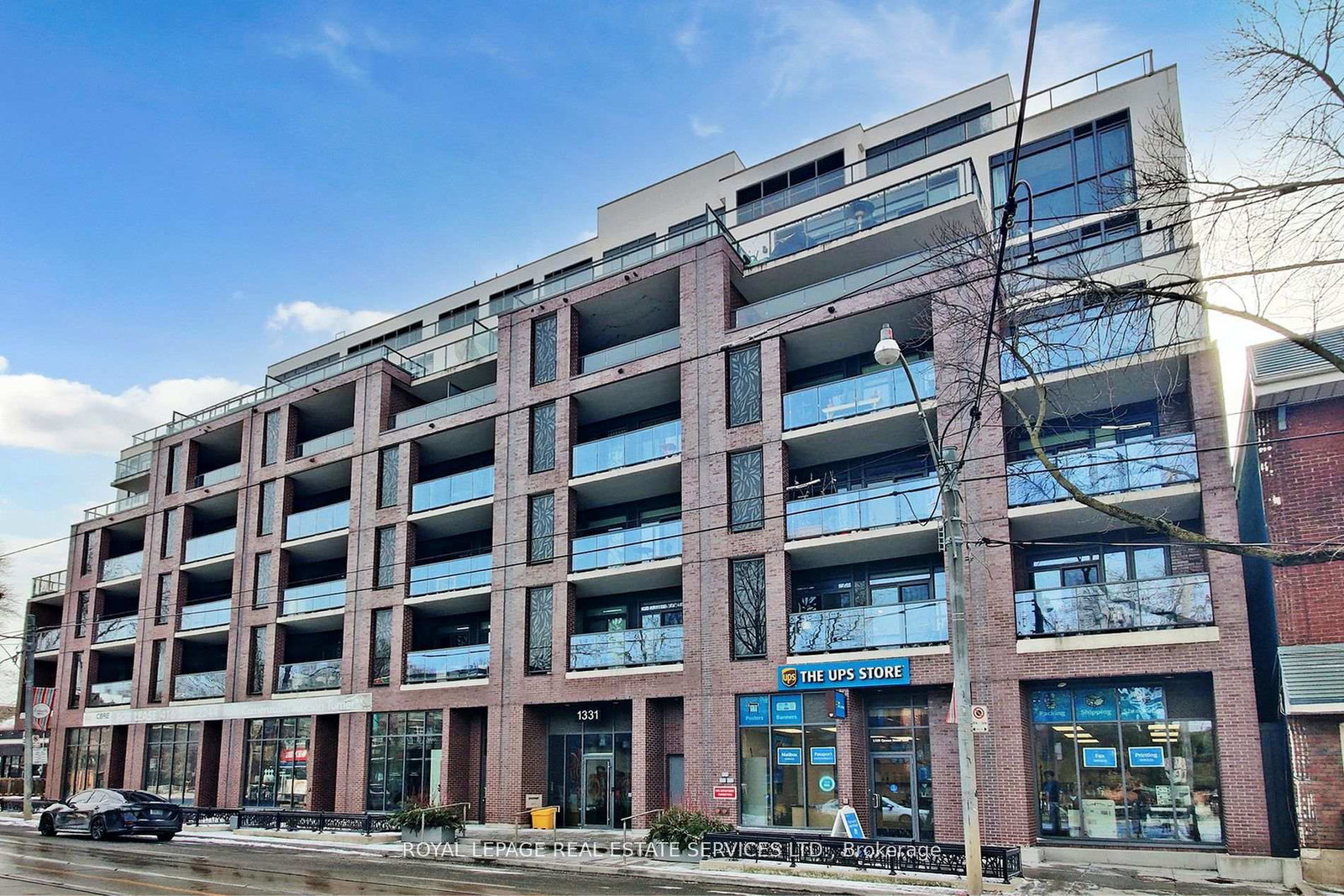 1331-queen-street-e-toronto-ontario-e12339397