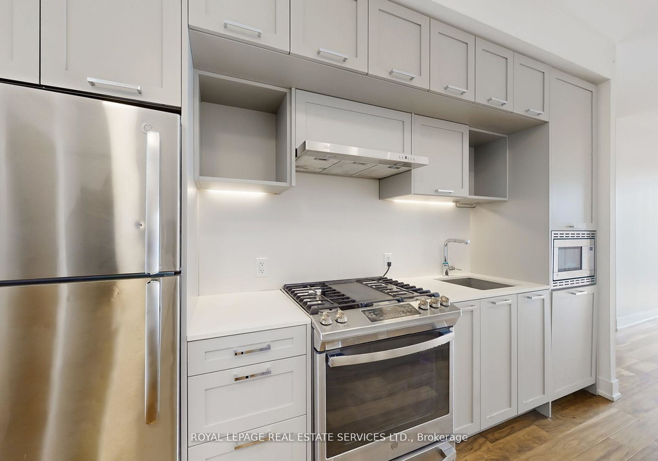 1331-queen-street-e-toronto-ontario-e12339397
