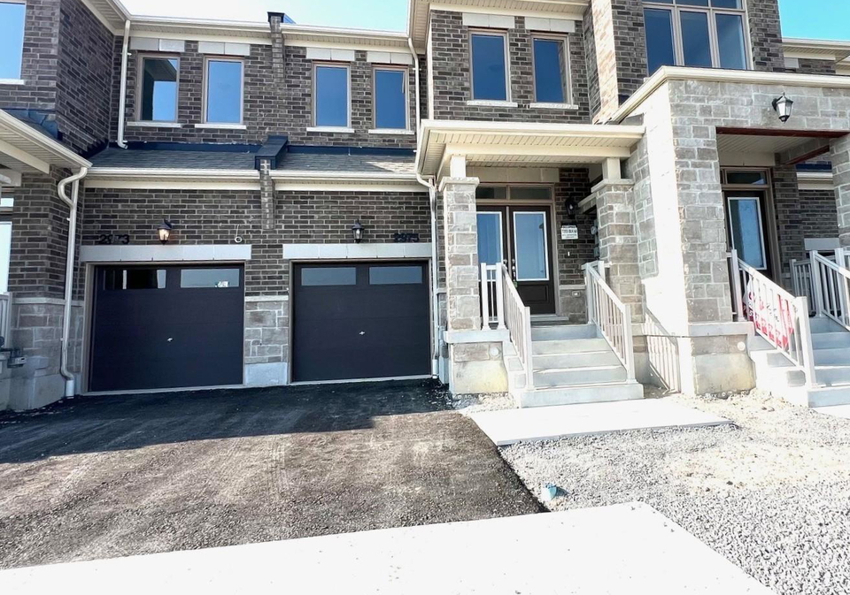 2975-grindstone-crescent-pickering-ontario-e12339638