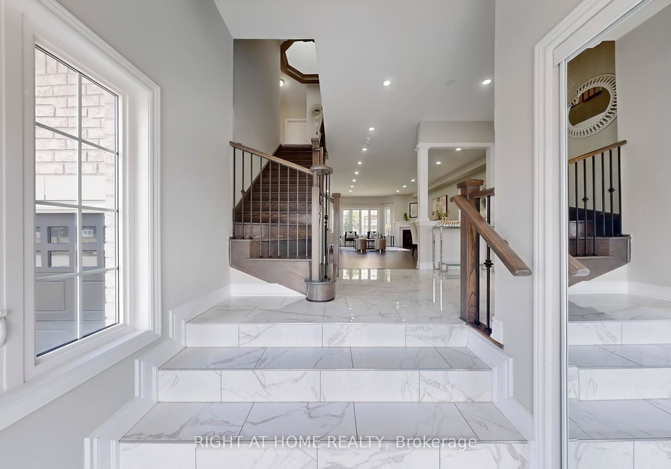 19-creedon-crescent-ajax-ontario-e12339913