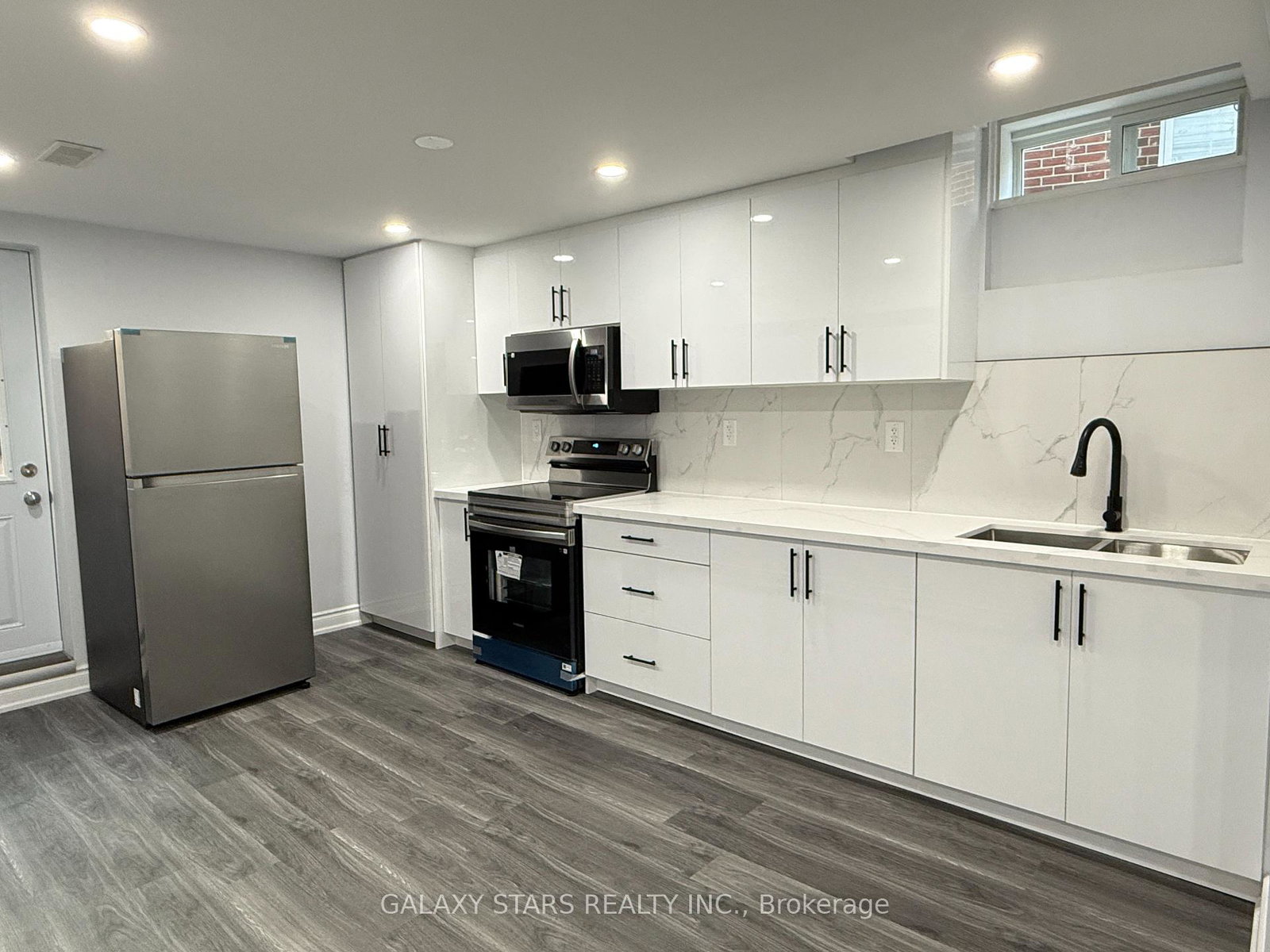 255-wright-crescent-ajax-ontario-e12339931