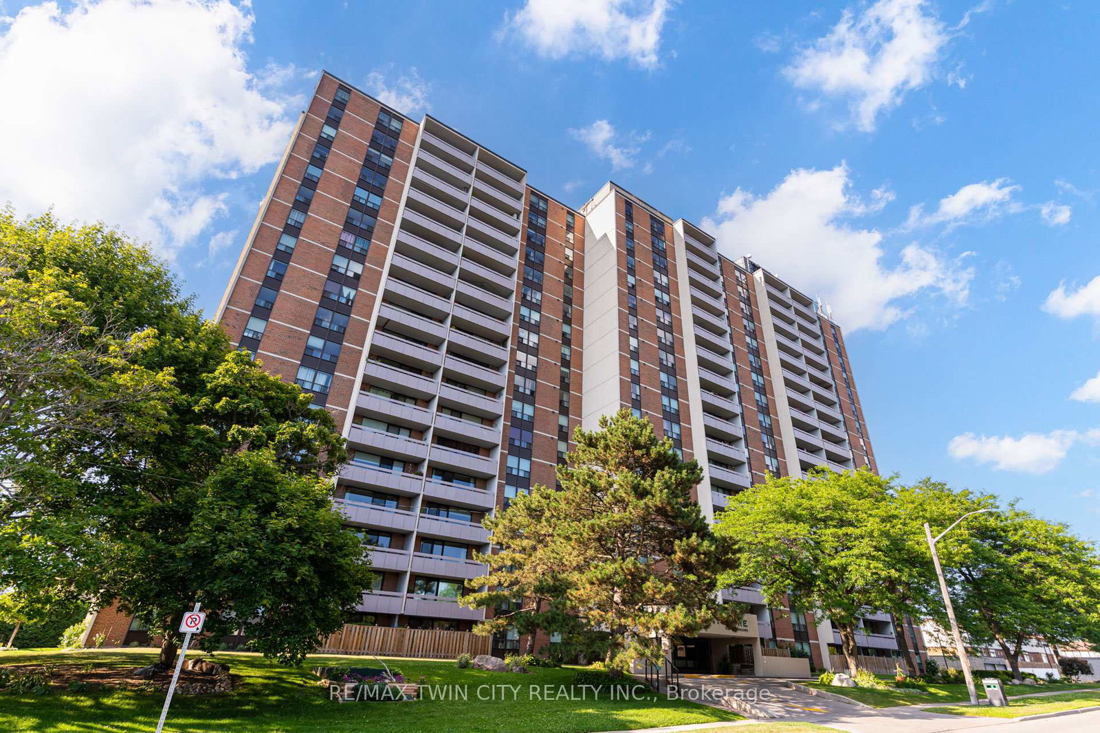 1210-radom-street-pickering-ontario-e12340100