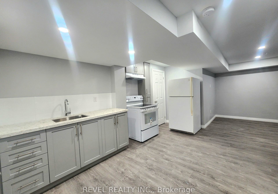 1405-lyncroft-crescent-oshawa-ontario-e12341044