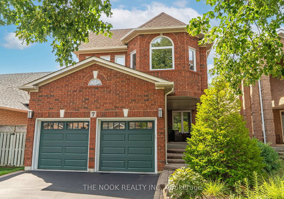 7-markwood-crescent-whitby-ontario-e12341059