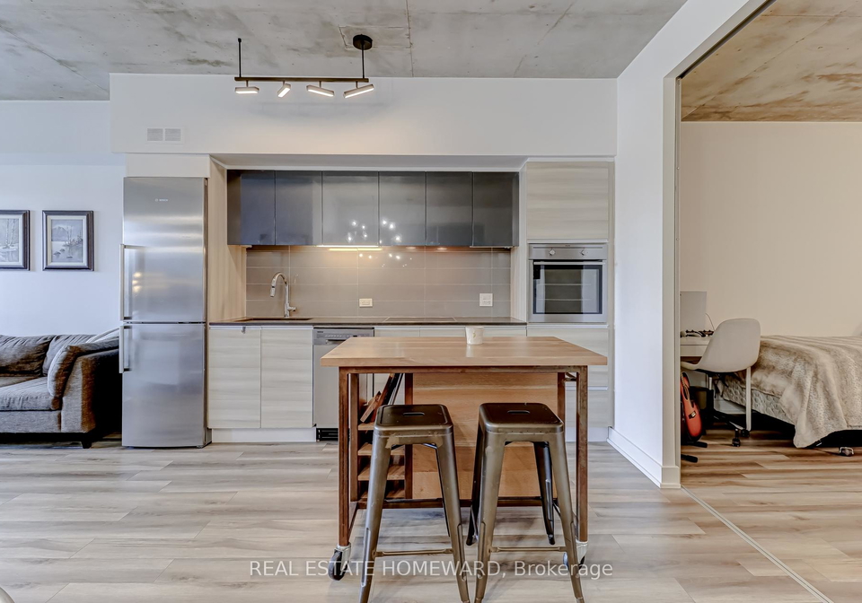 1190-dundas-street-e-toronto-ontario-e12341575