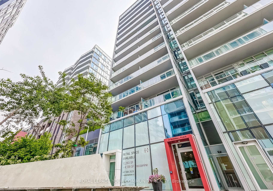 25-baseball-place-toronto-ontario-e12341619