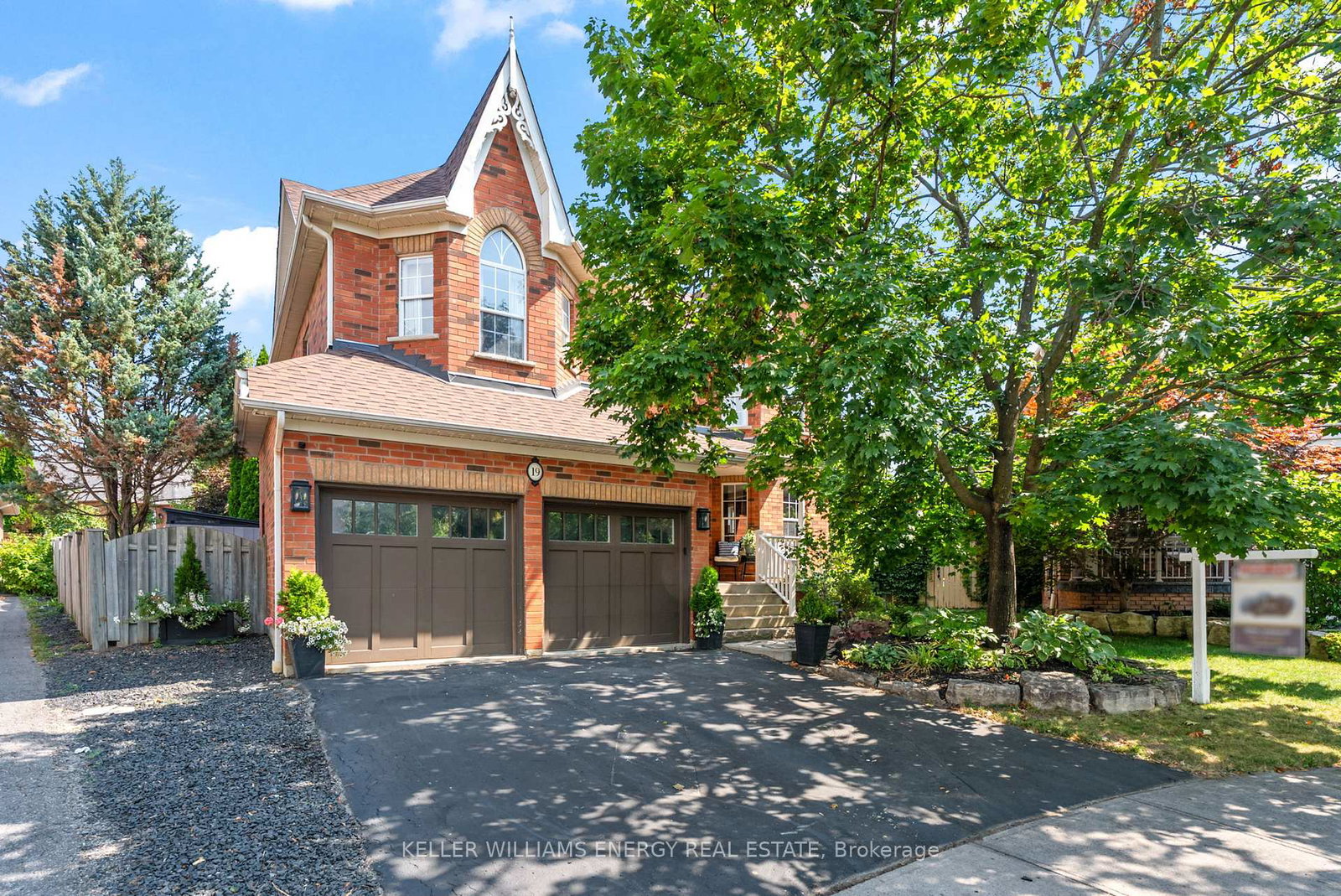 19-sturgess-crescent-whitby-ontario-e12342164