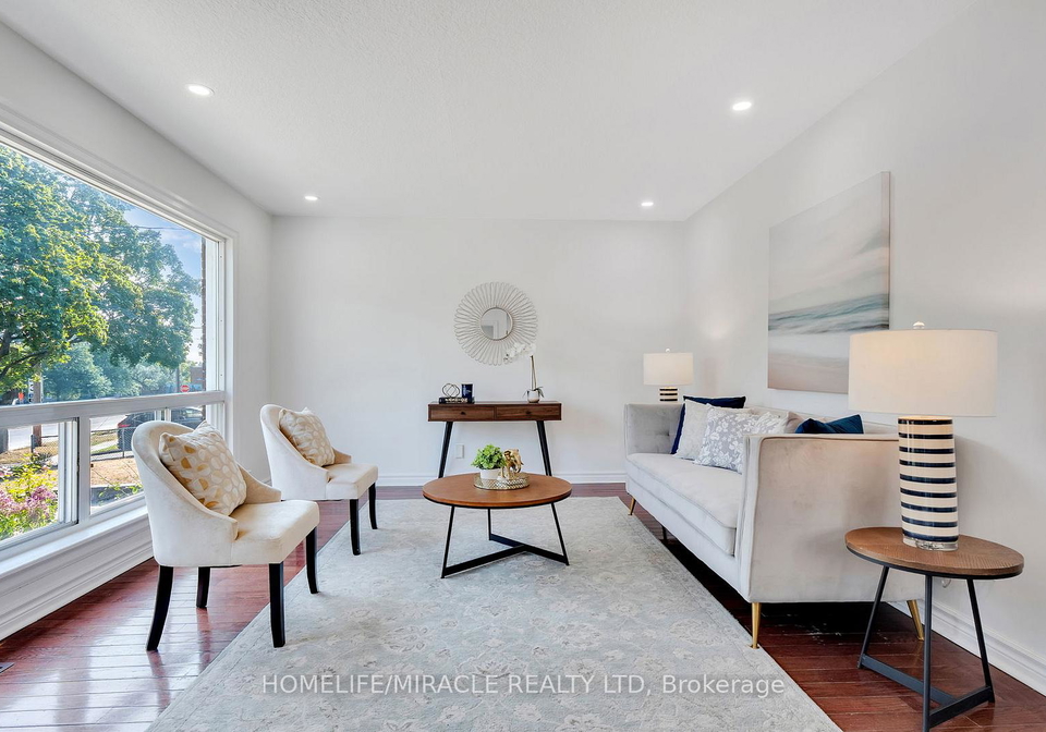 8-hollyhedge-drive-scarborough-ontario-e12342368