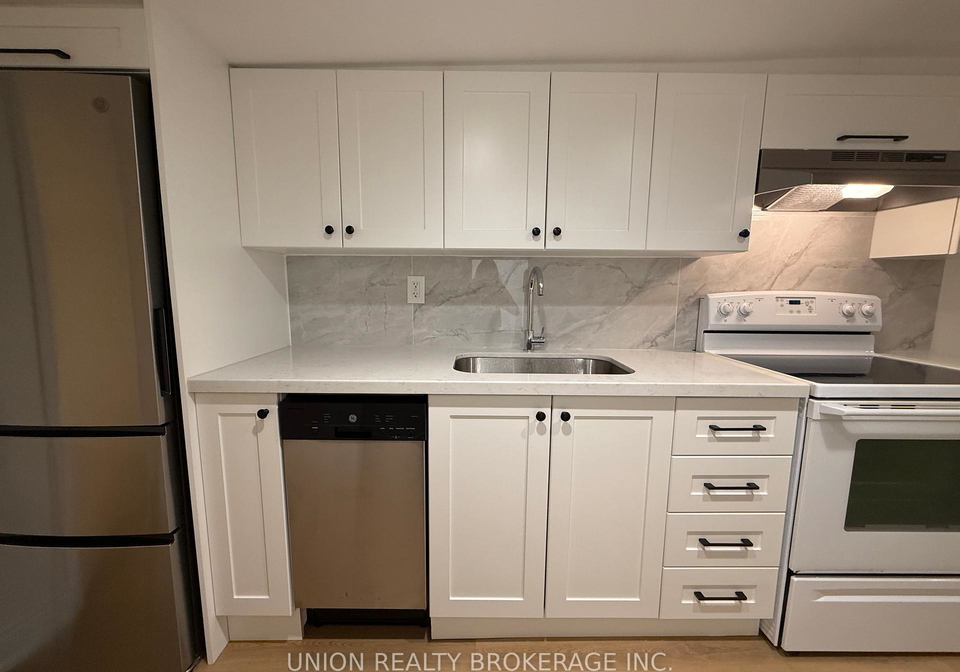 244-lee-avenue-toronto-ontario-e12342482