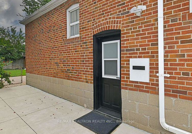 2730-st-clair-avenue-e-east-york-ontario-e12342711