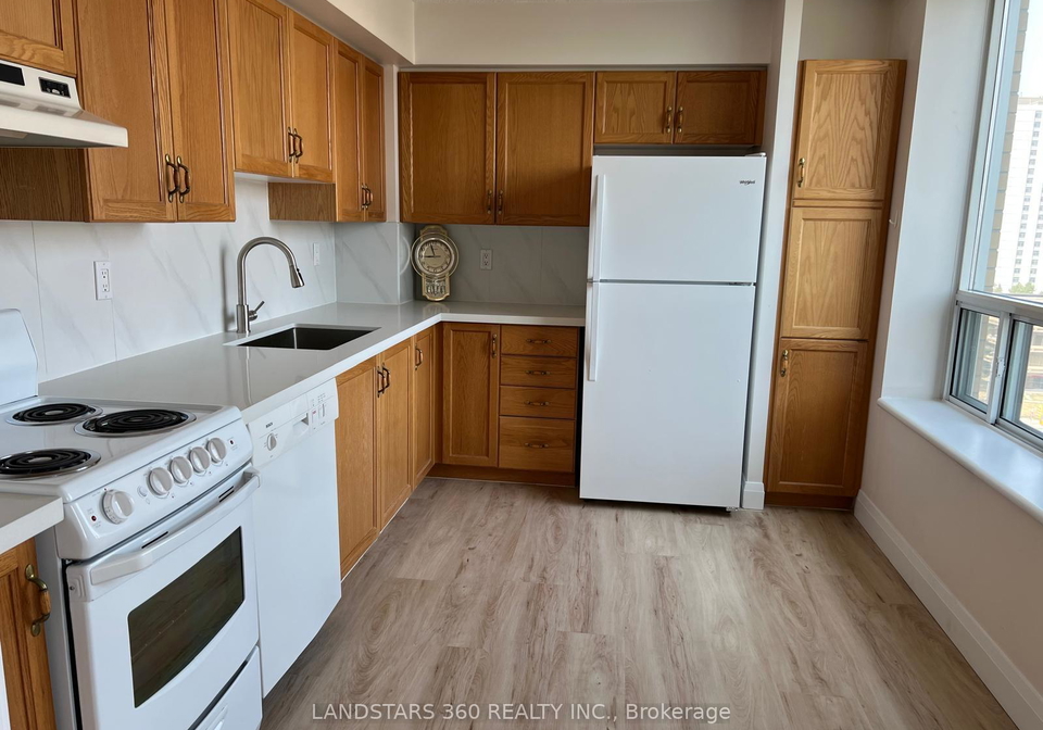 2800-warden-avenue-scarborough-ontario-e12343024