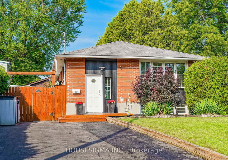 512-boulevard-n-oshawa-ontario-e12343078