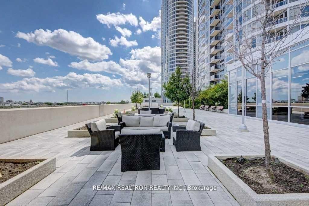 181-village-green-square-scarborough-ontario-e12343100