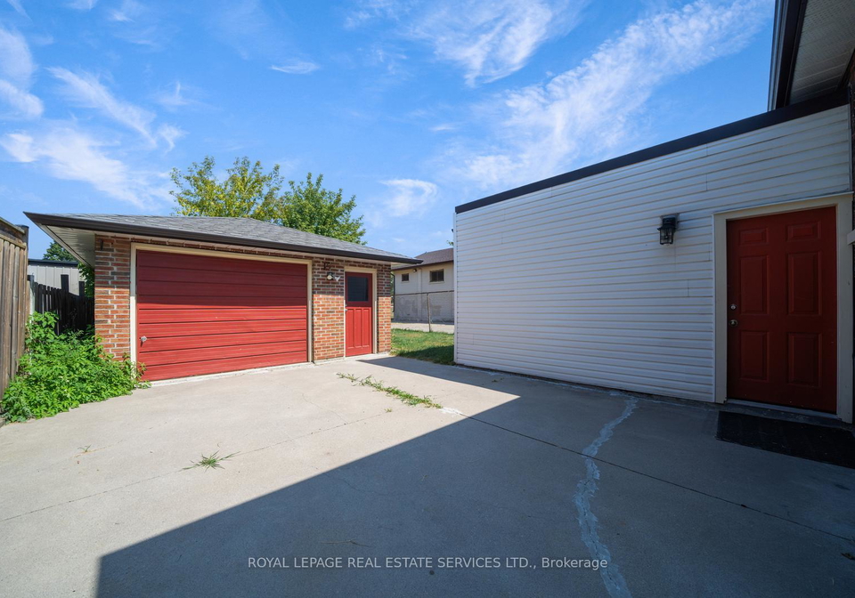 294-eulalie-avenue-oshawa-ontario-e12343453