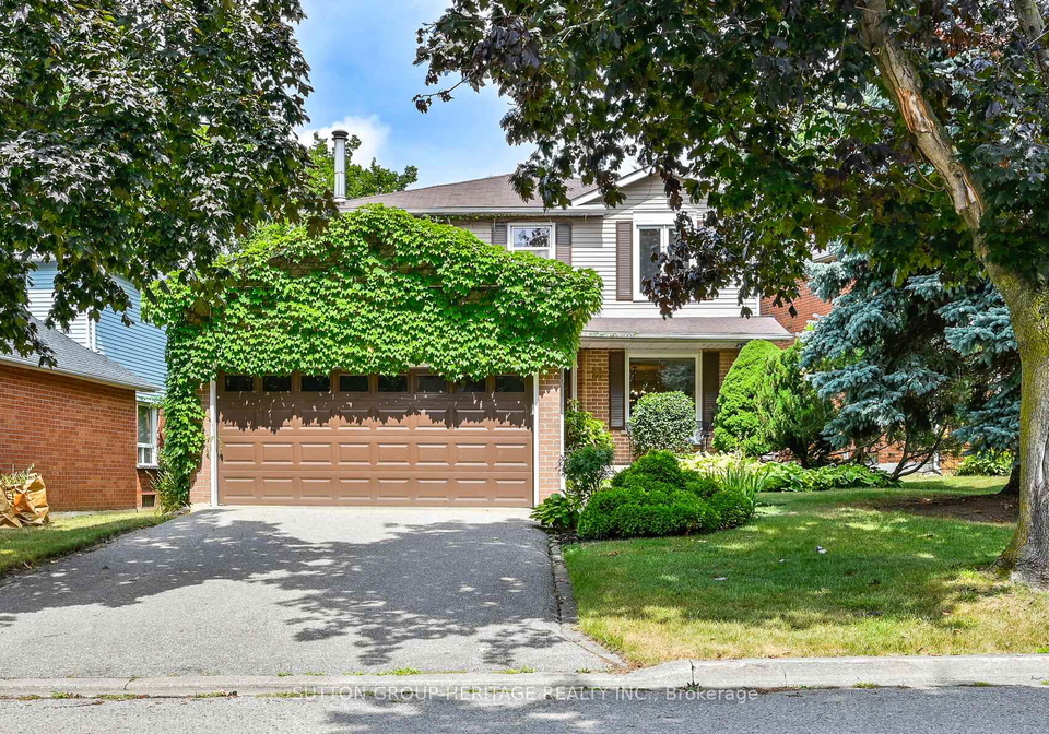 10-plowman-drive-ajax-ontario-e12343515