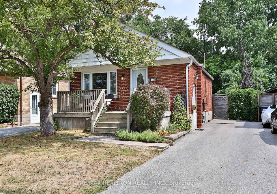 135-phillip-avenue-scarborough-ontario-e12343909