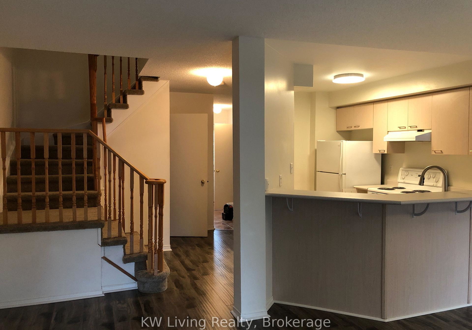 5-alexis-way-w-whitby-ontario-e12343959