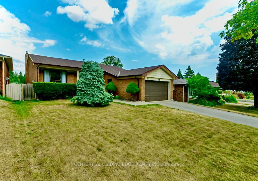 43-glendower-circuit-scarborough-ontario-e12344856