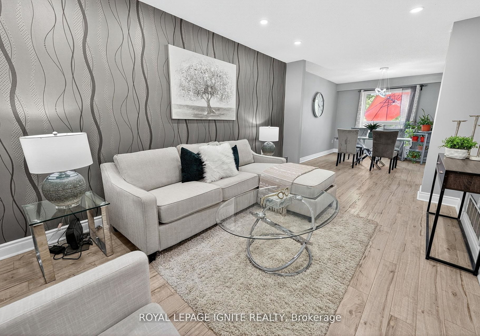 7-ducatel-crescent-ajax-ontario-e12345005