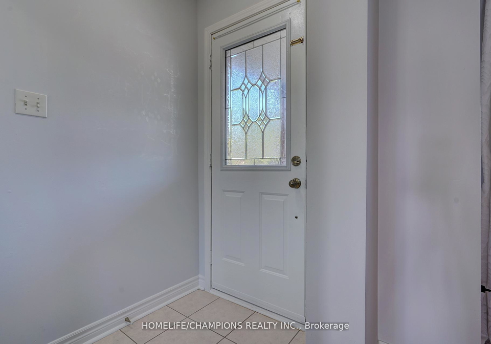 145-raponi-circle-scarborough-ontario-e12345039