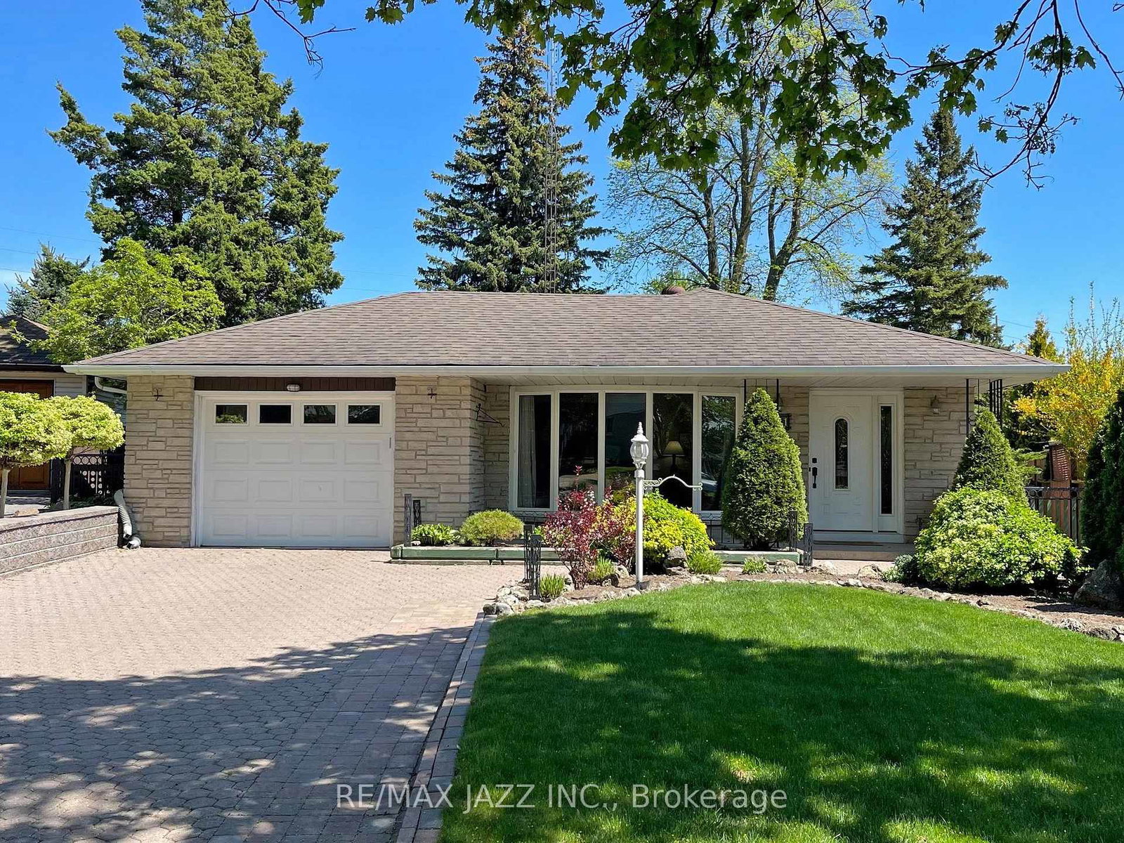 341-elizabeth-street-oshawa-ontario-e12345295