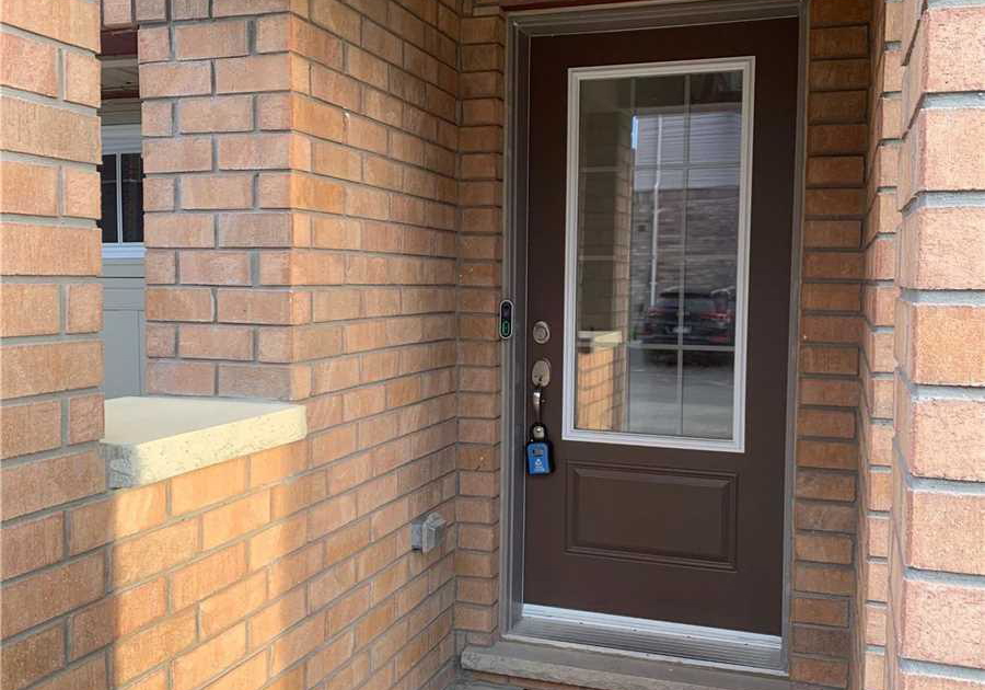 93-danzatore-path-oshawa-ontario-e12345605