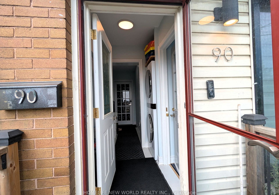 90-oakvale-avenue-toronto-ontario-e12345895