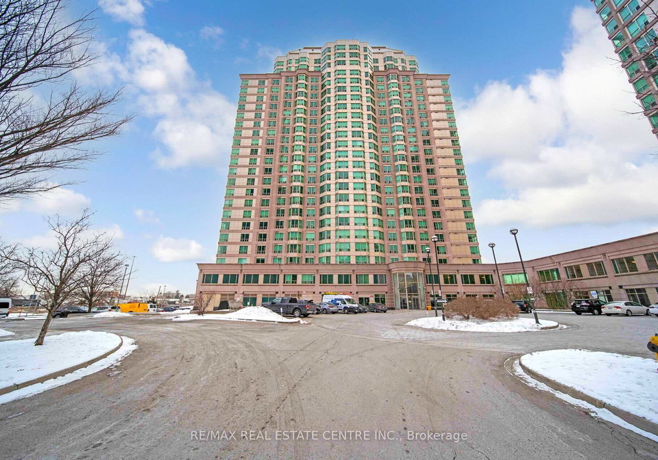 11-lee-centre-drive-scarborough-ontario-e12345930
