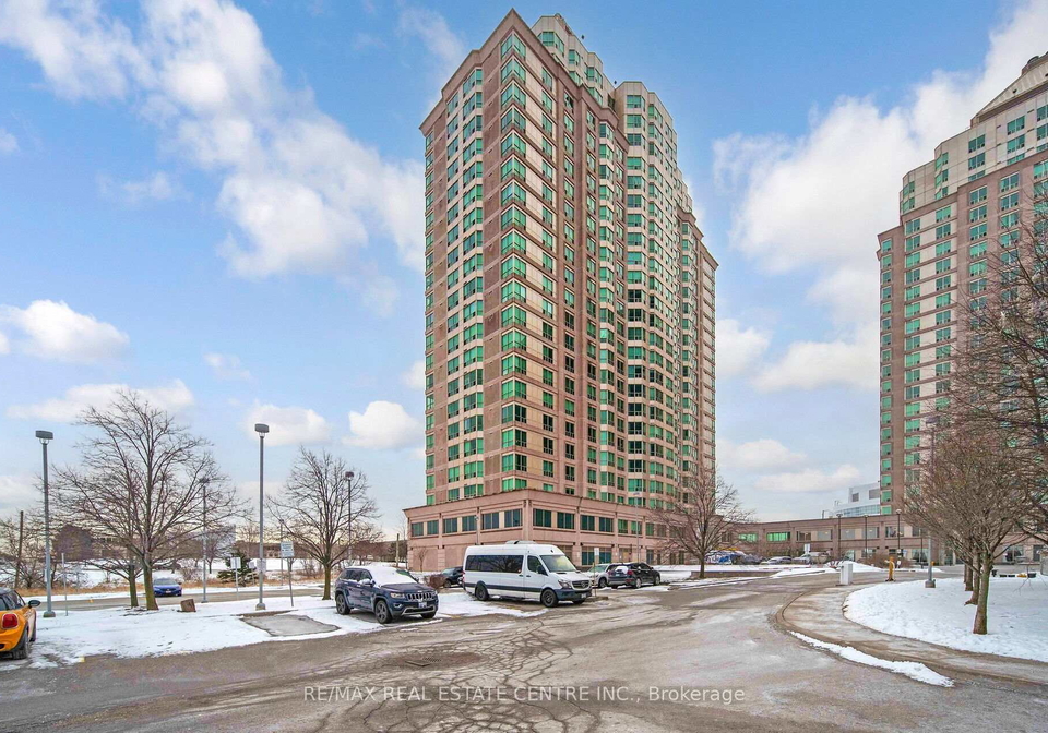 11-lee-centre-drive-scarborough-ontario-e12345930