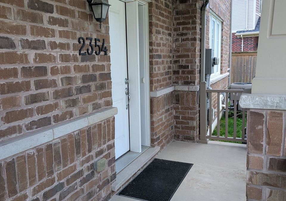 2354-new-providence-street-oshawa-ontario-e12346137