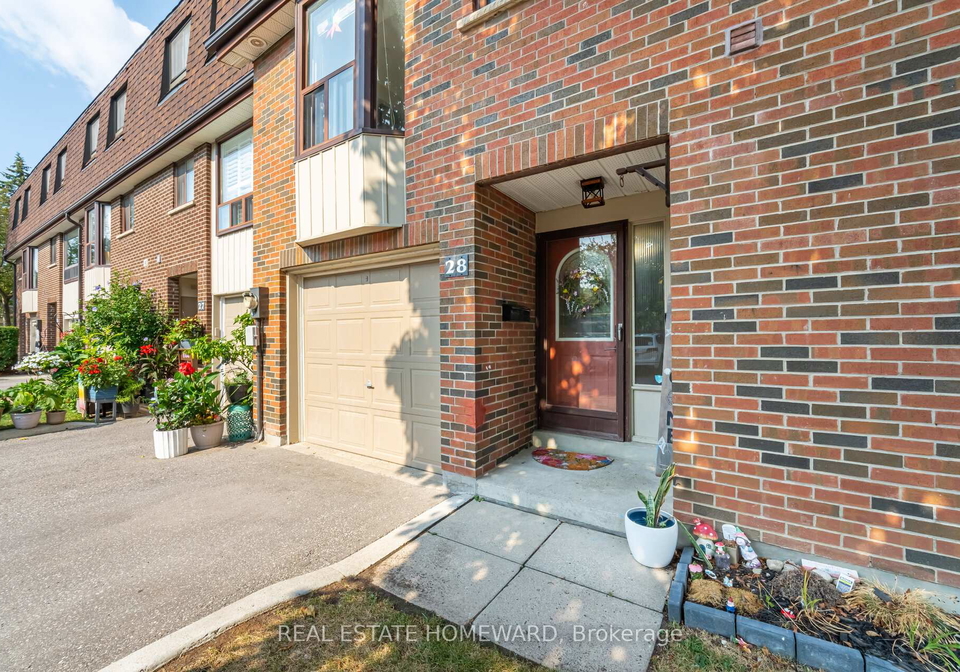 229-jeffery-street-whitby-ontario-e12347043