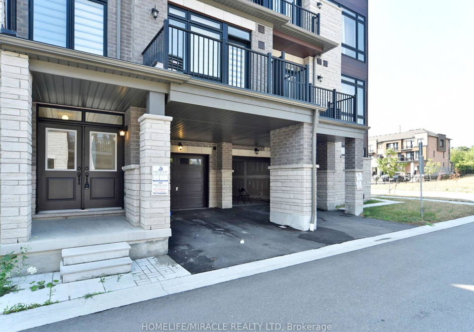 3-nimmo-lane-ajax-ontario-e12348858