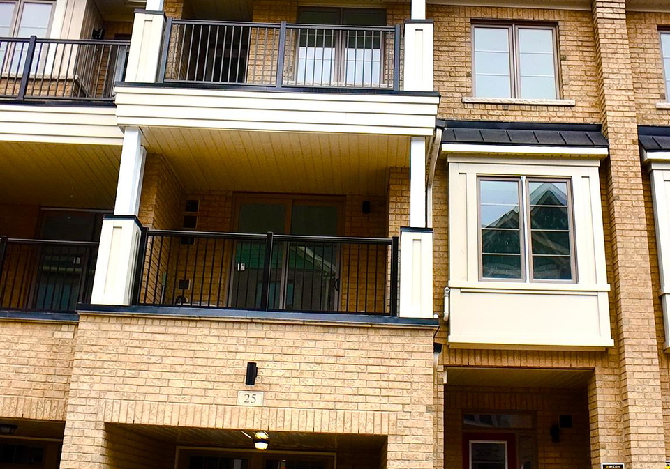 25-waterside-way-whitby-ontario-e12348918