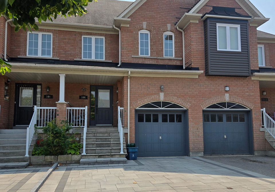 104-oceanpearl-crescent-whitby-ontario-e12349034