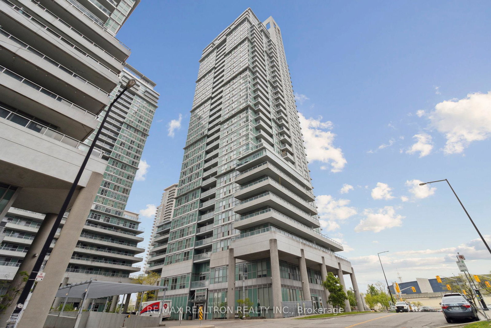 70-town-centre-court-scarborough-ontario-e12349721