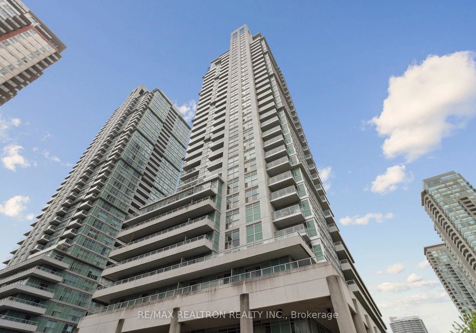 70-town-centre-court-scarborough-ontario-e12349721