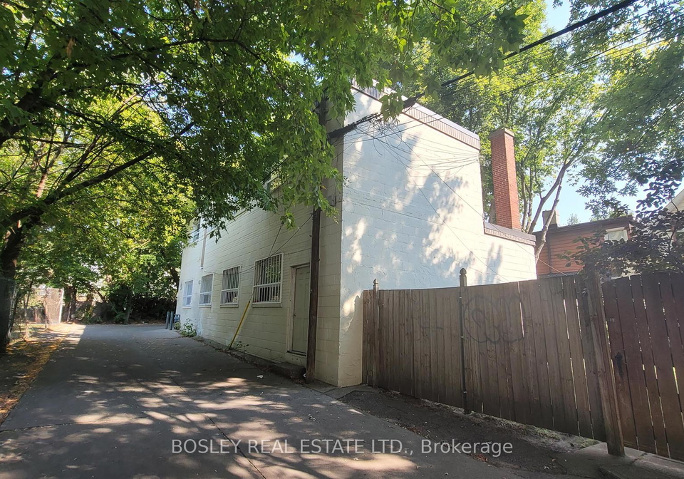 154-r-galt-avenue-toronto-ontario-e12351081