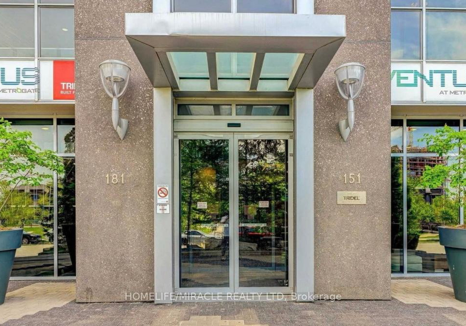 151-village-green-square-scarborough-ontario-e12351119
