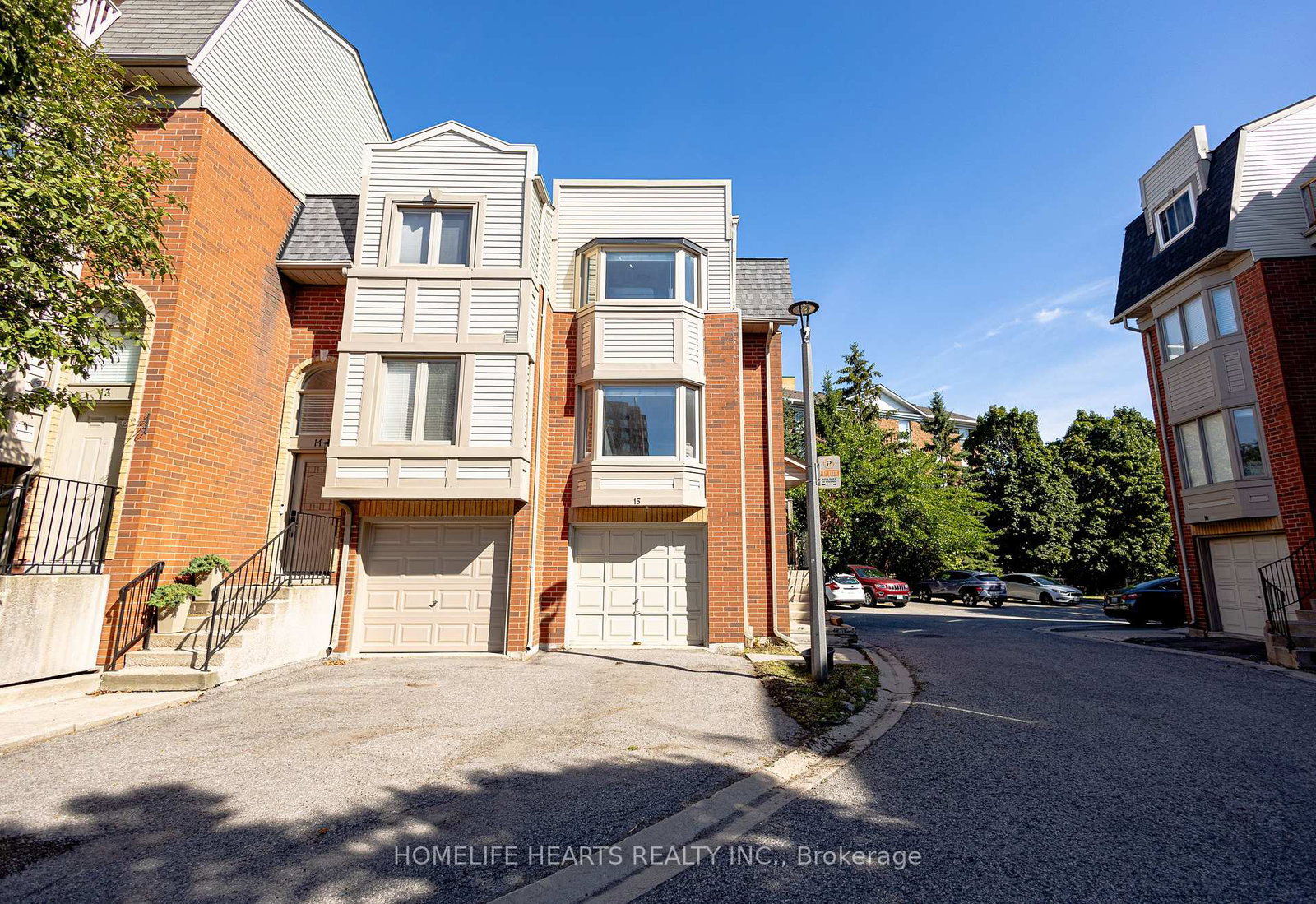 1635-parkway-pickering-ontario-e12351160