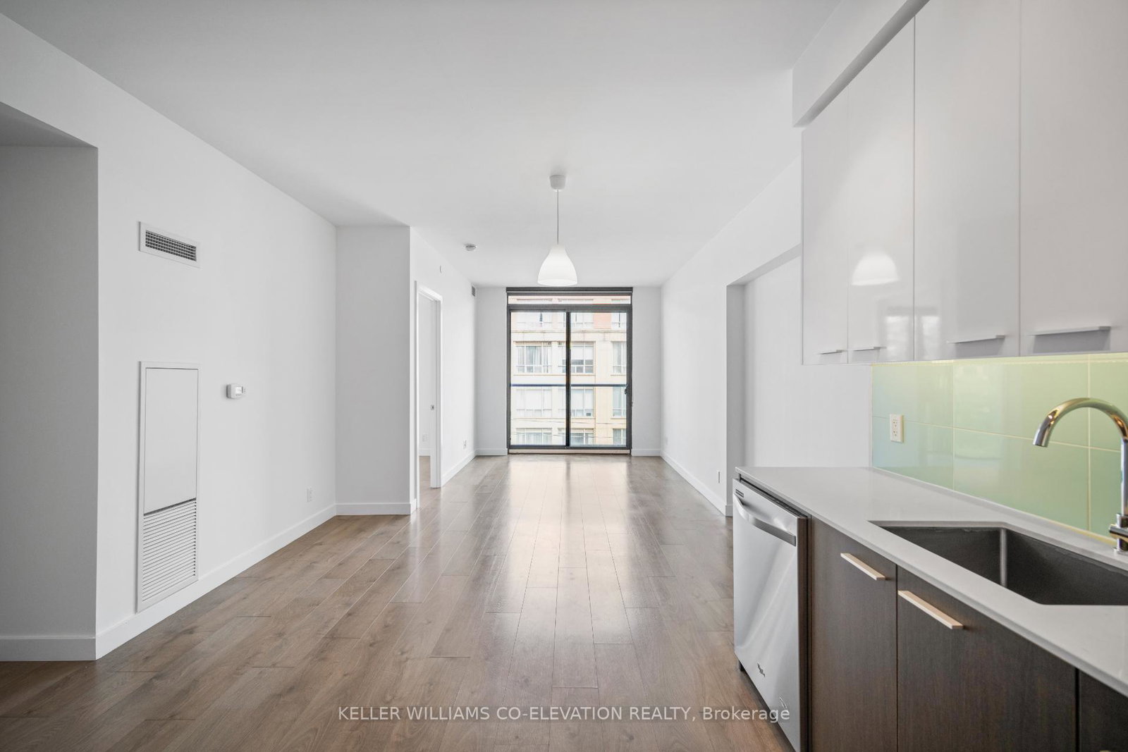 1075-queen-street-e-toronto-ontario-e12351376