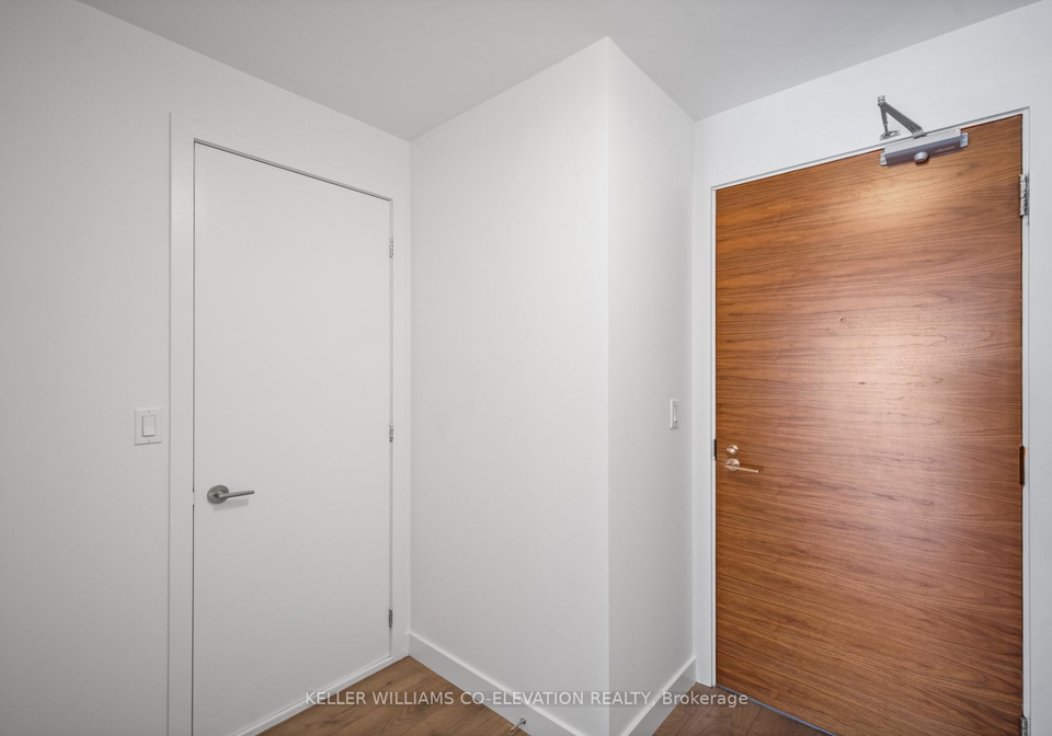1075-queen-street-e-toronto-ontario-e12351376