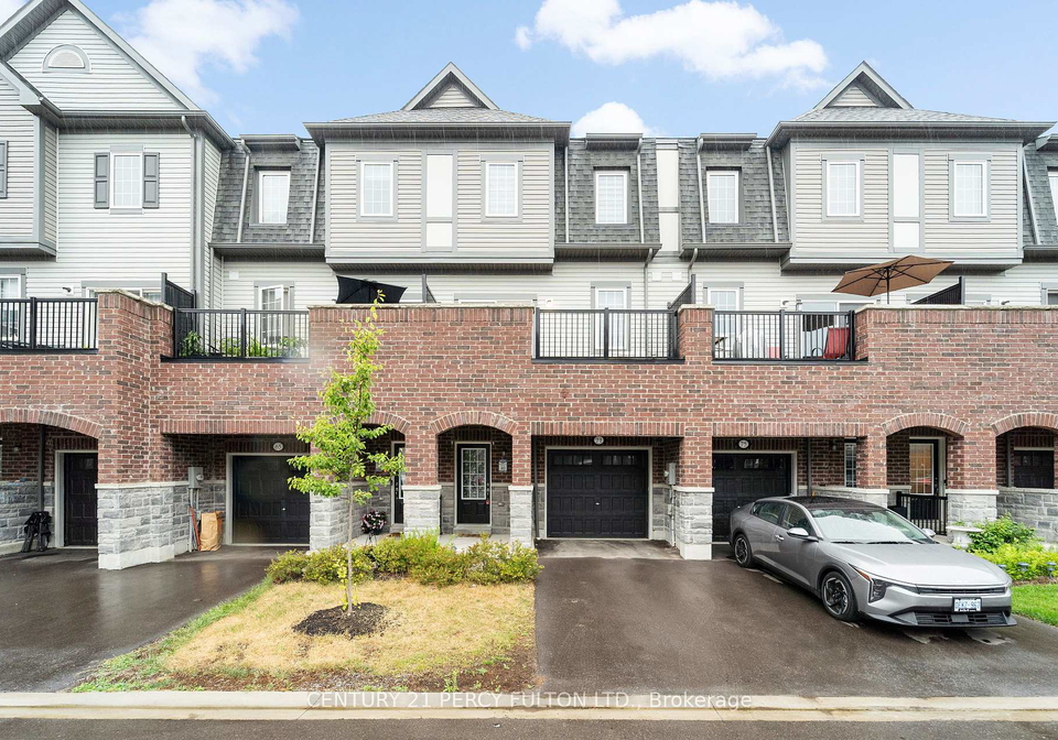 71-honey-crisp-lane-clarington-ontario-e12351659